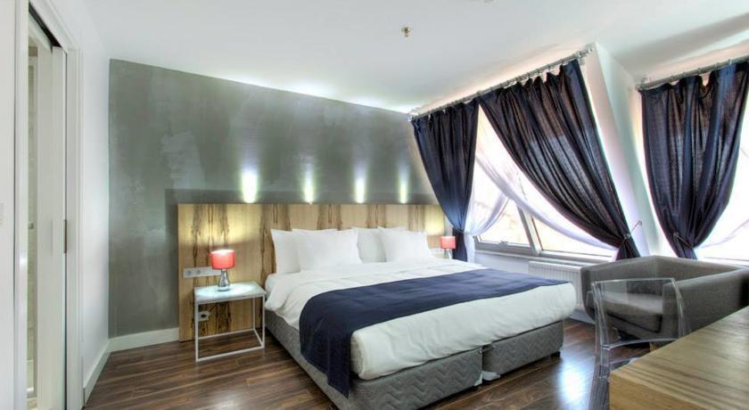 En Otel Karaca เอสเกซีเฮียร์ ภายนอก รูปภาพ