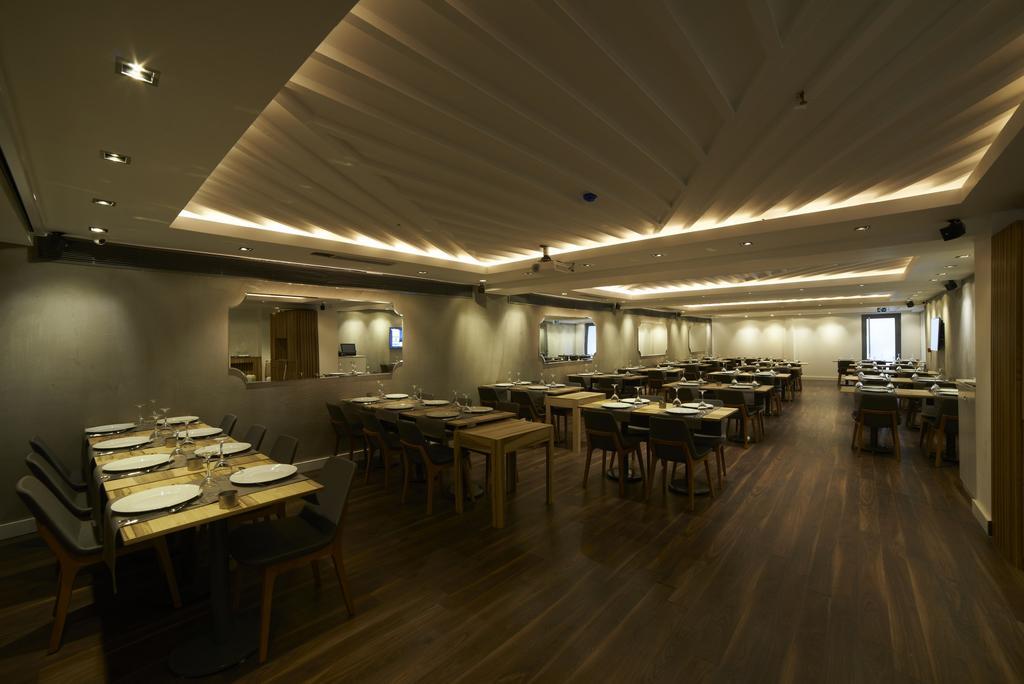 En Otel Karaca เอสเกซีเฮียร์ ภายนอก รูปภาพ